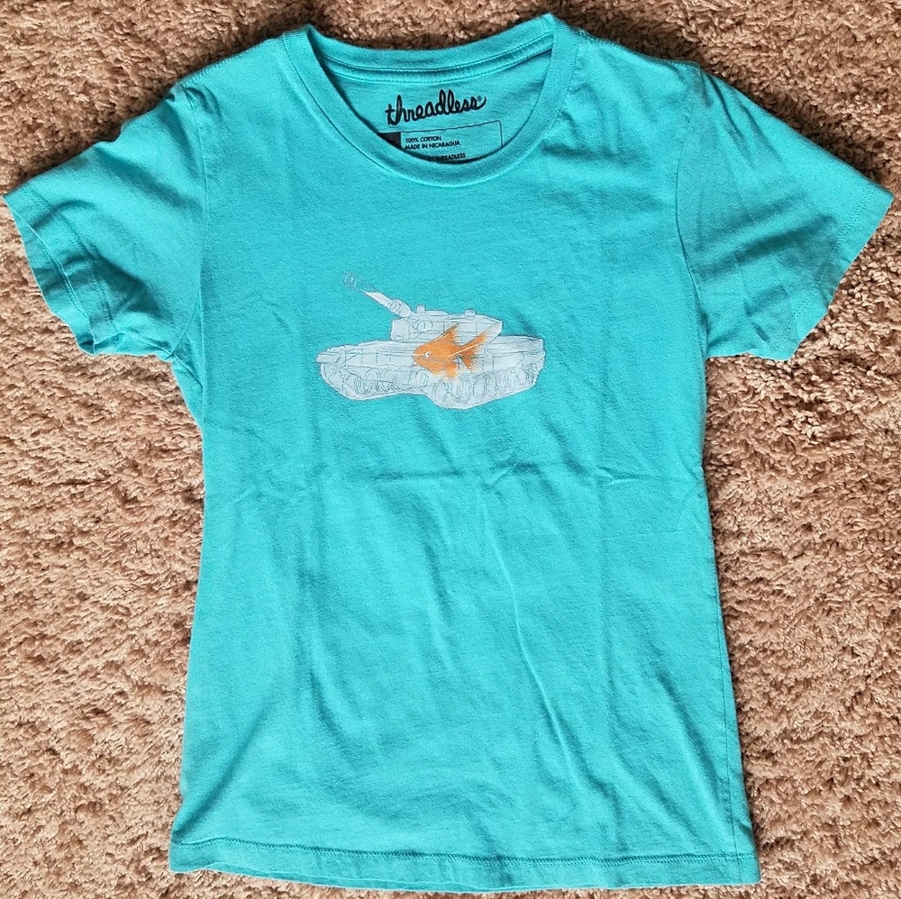 Fishtank tee